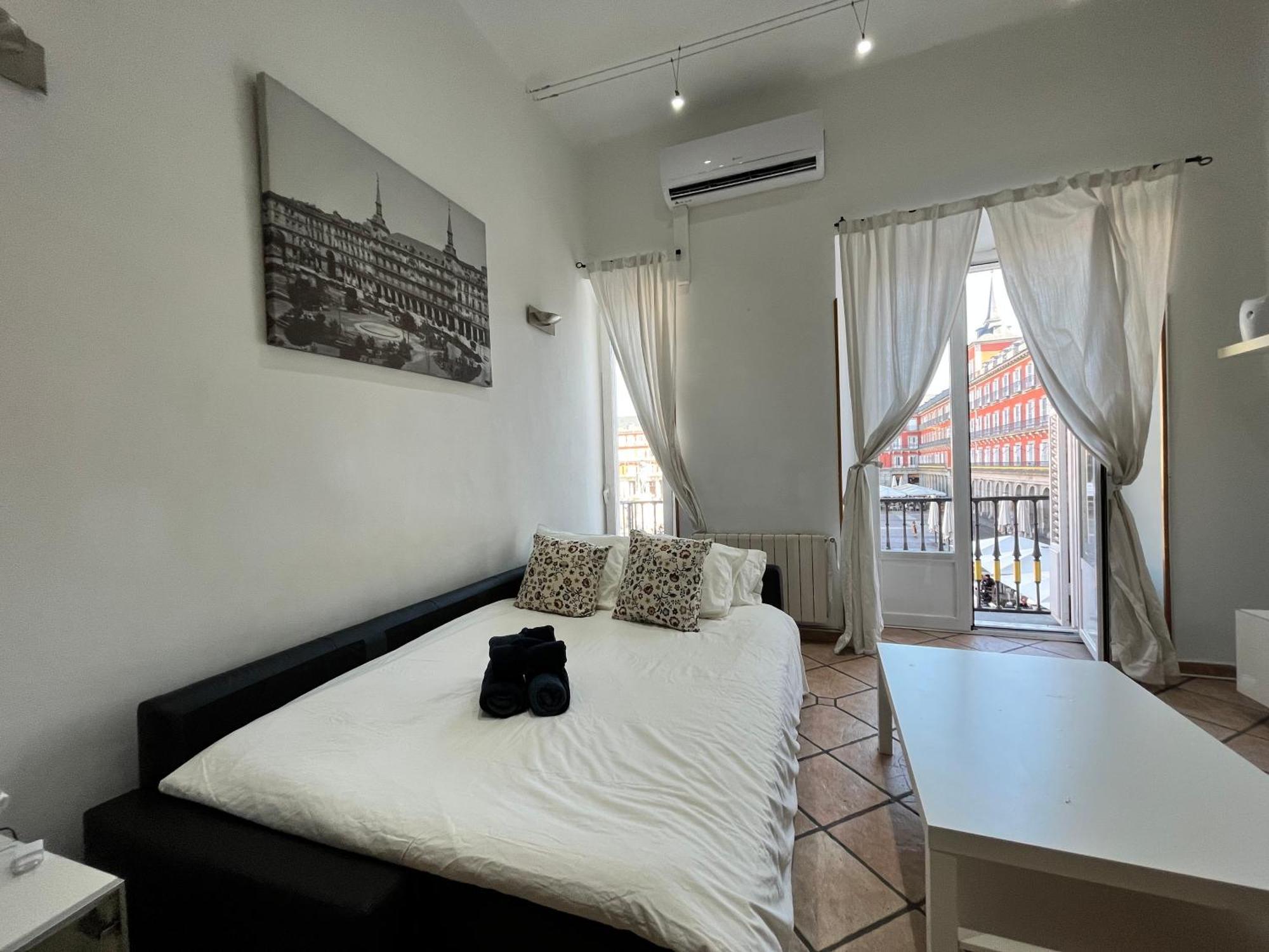 Loft Plaza Mayor 2 Temporal Madrid Extérieur photo